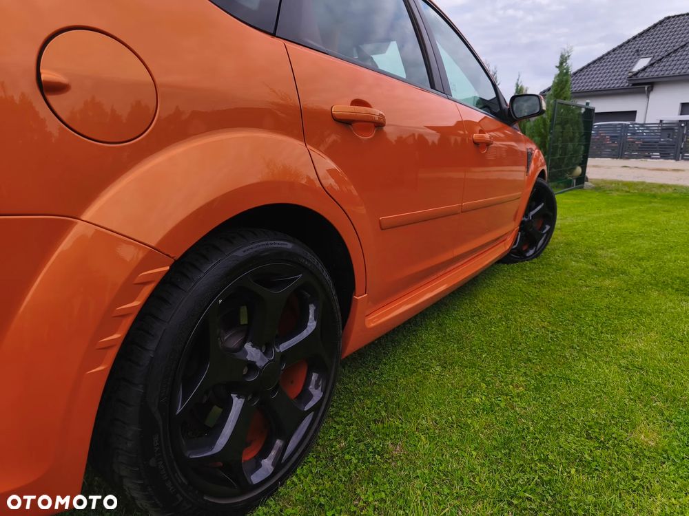 Ford Focus ST - 8