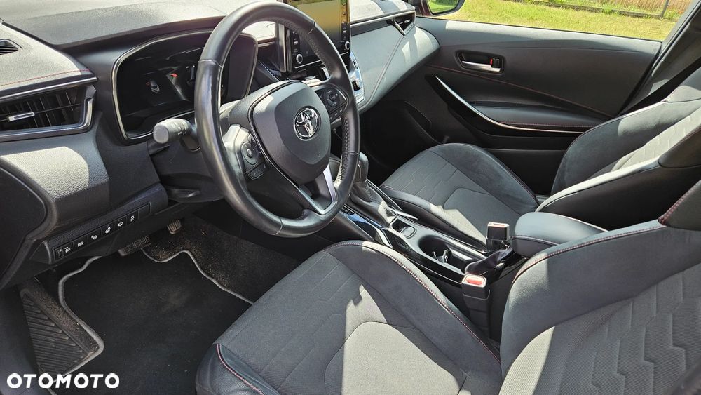 Toyota Corolla - 9