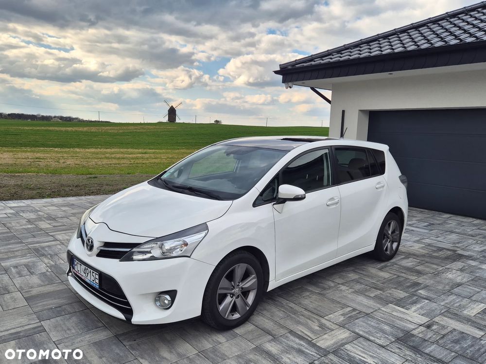 Toyota Verso 1.6 D-4D Premium - 4