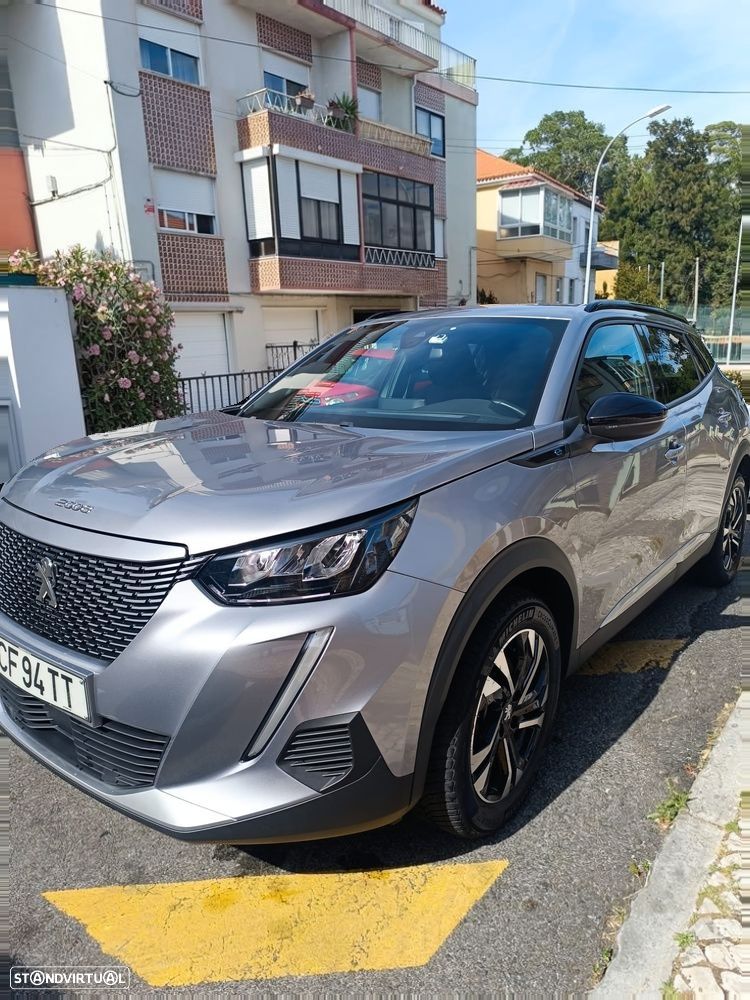 Peugeot 2008 - 8