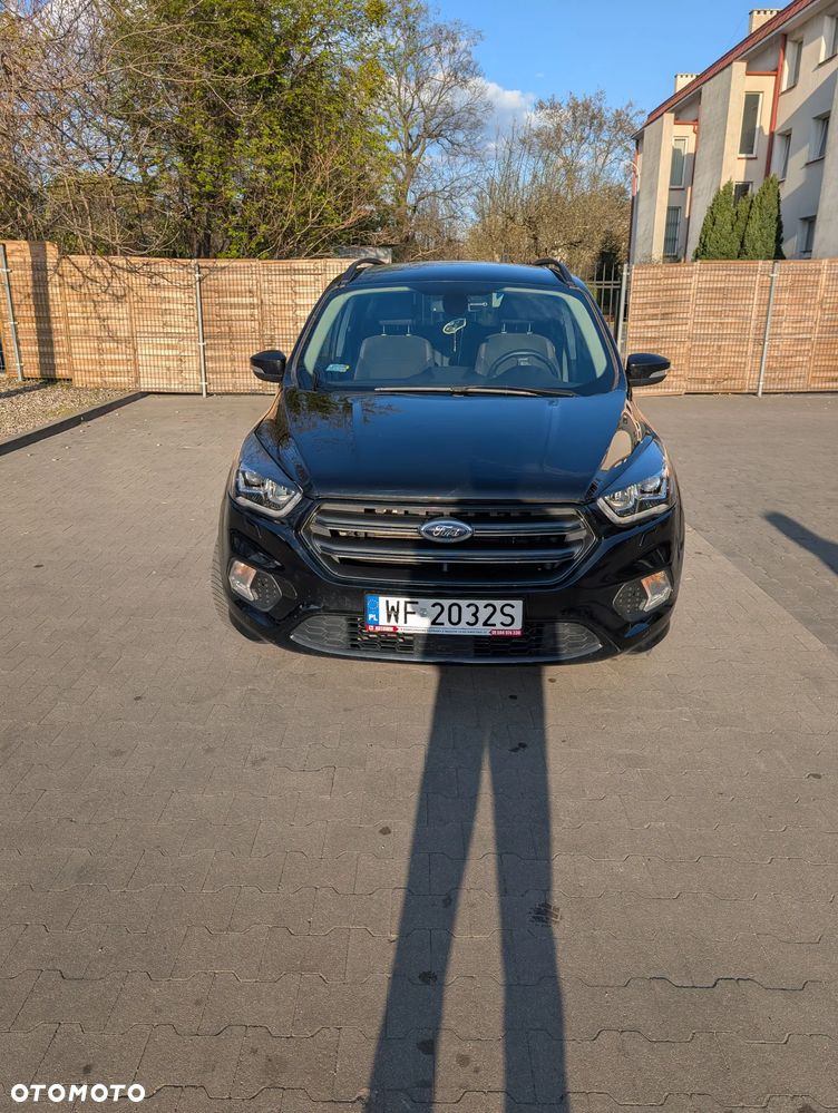 Ford Kuga - 2