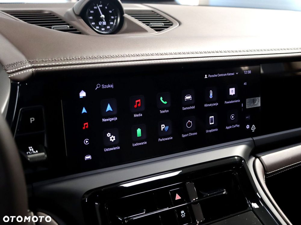 Porsche Panamera 4S E-Hybrid PHEV - 27