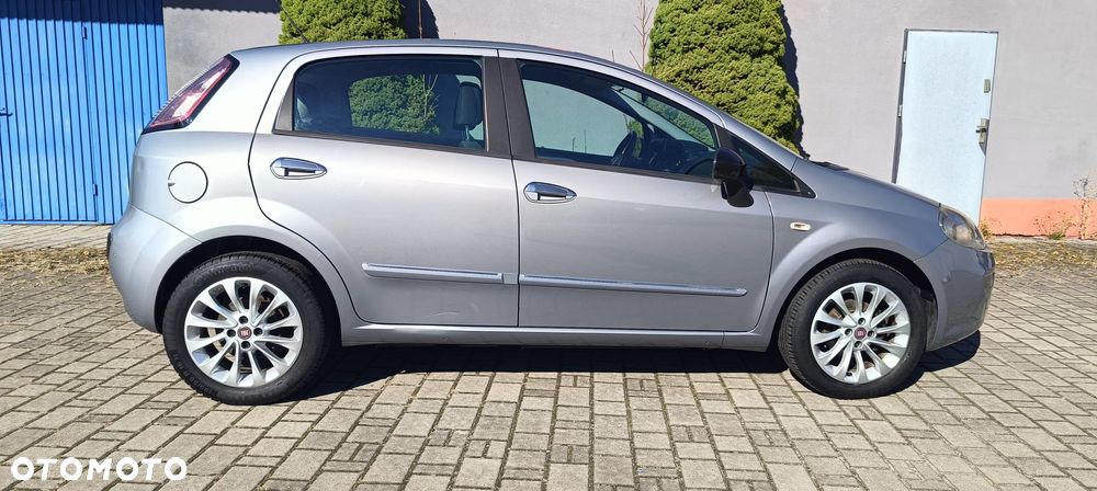 Fiat Punto Evo 2012 photo 3