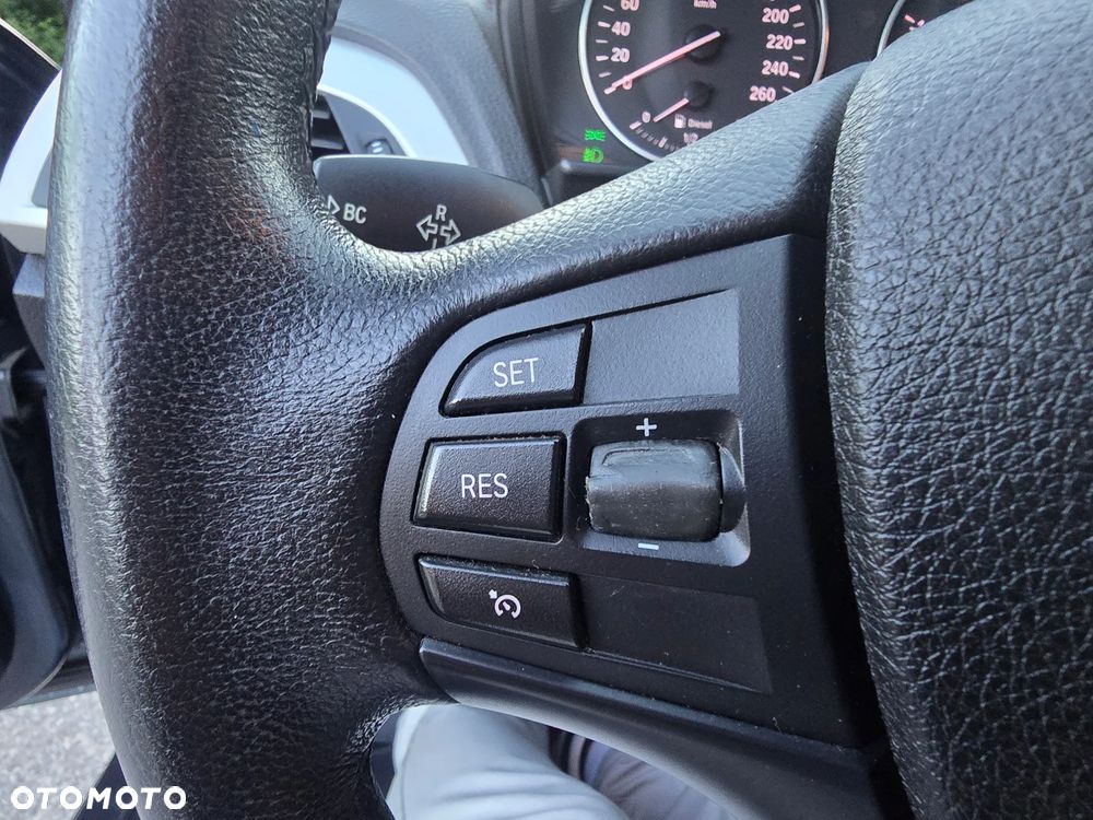 BMW Seria 1 - 18