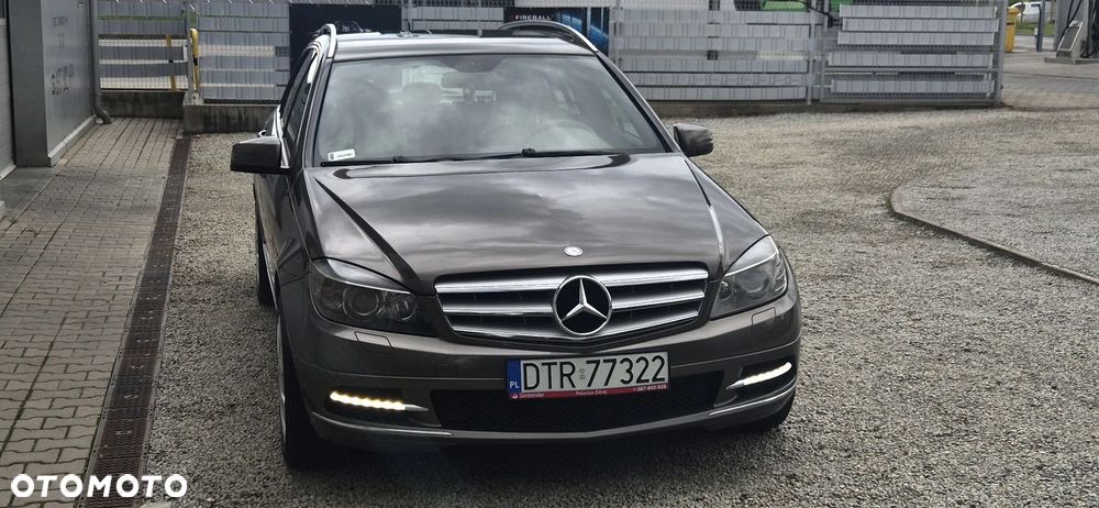 Mercedes-Benz Klasa C 200 CDI BlueEff Avantgarde - 5