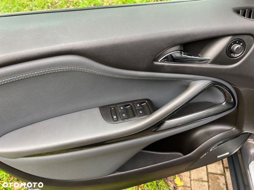 Opel Zafira 1.4 Turbo Automatik Business Innovation - 25