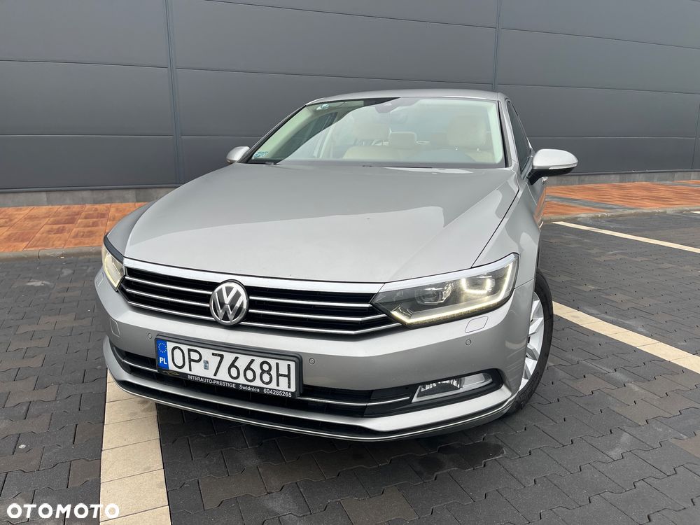 Volkswagen Passat 1.6 TDI BMT Comfortline - 3