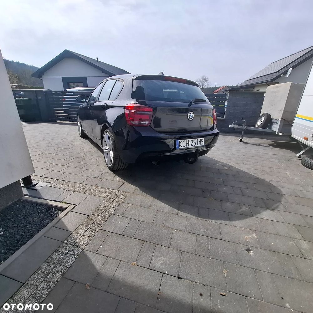 BMW Seria 1 116i - 22