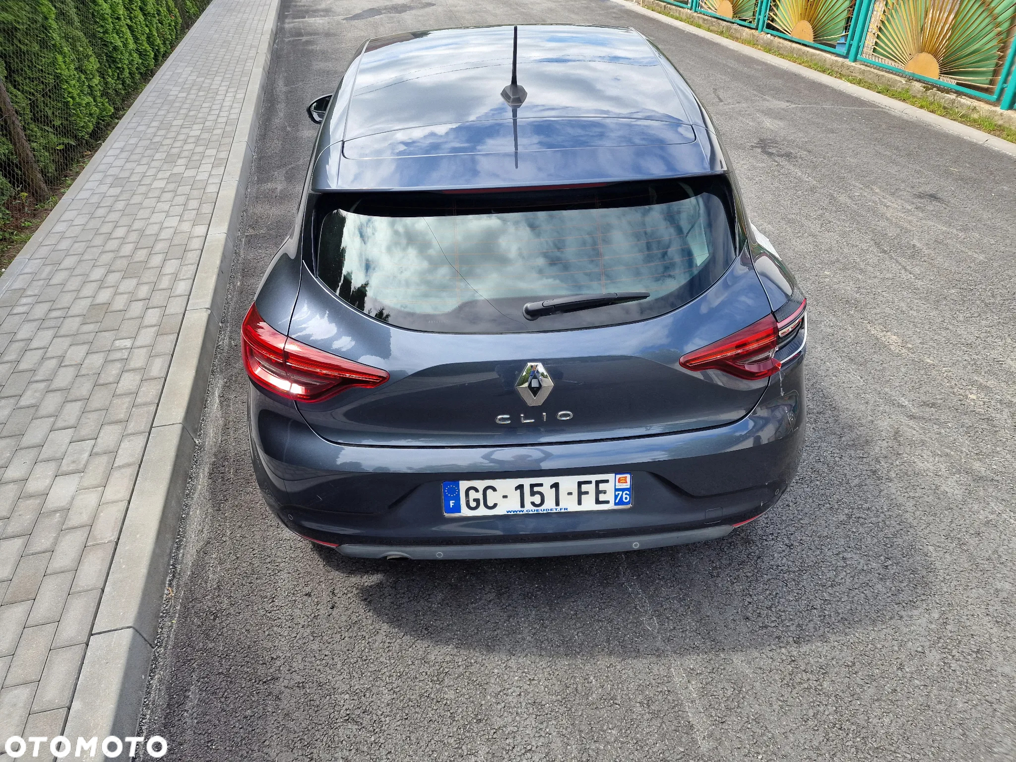 Renault Clio BLUE dCi 100 EVOLUTION - 35