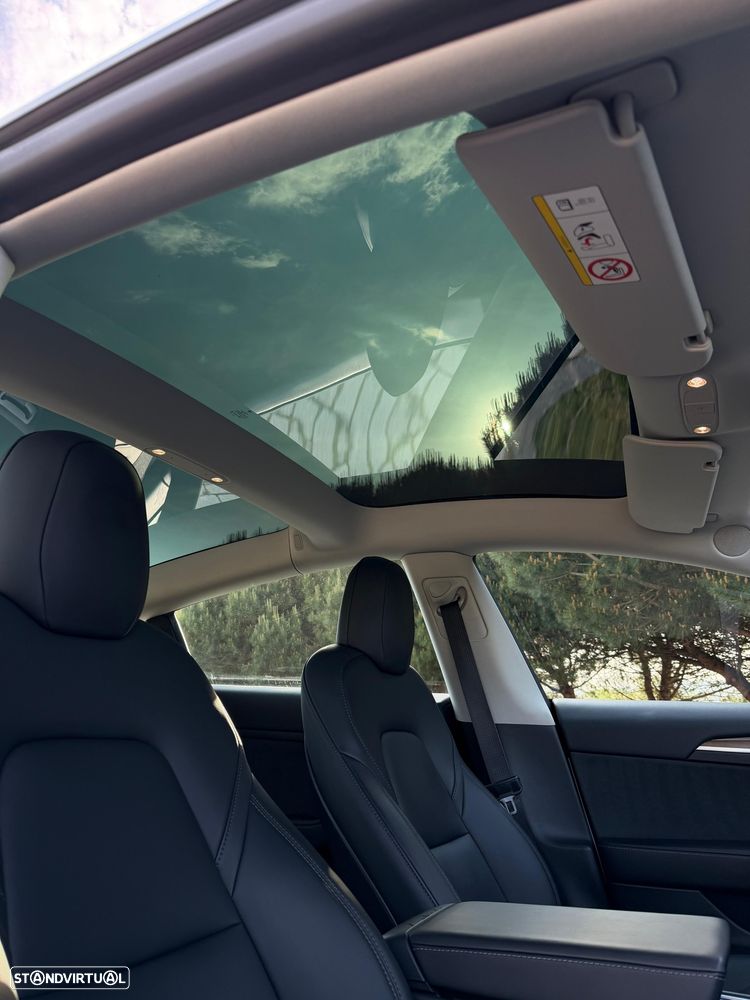 Tesla Model 3 Standard Range Plus RWD - 11