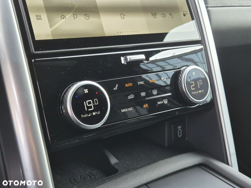 Land Rover Discovery - 38