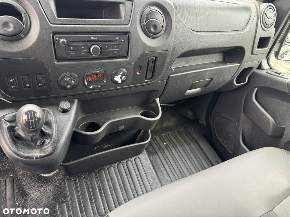 Renault Master - 13