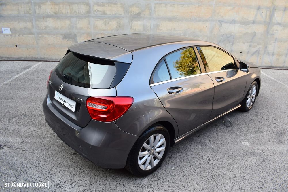 Mercedes-Benz A 180 CDI 7G-DCT Urban - 37