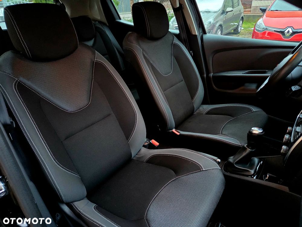 Renault Clio 1.2 16V 75 Dynamique - 12