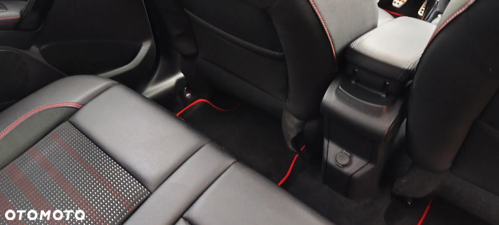 Peugeot 2008 BlueHDi FAP 120 STOP & START GT-Line Edition - 14