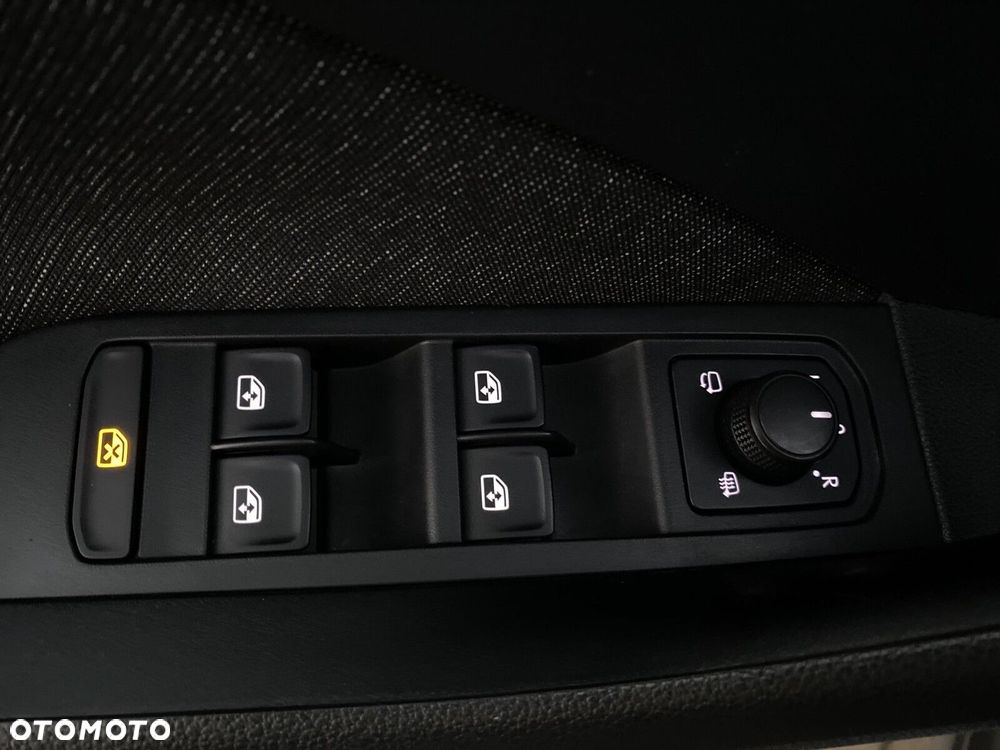 Skoda Kamiq 1.0 TSI Style DSG - 10