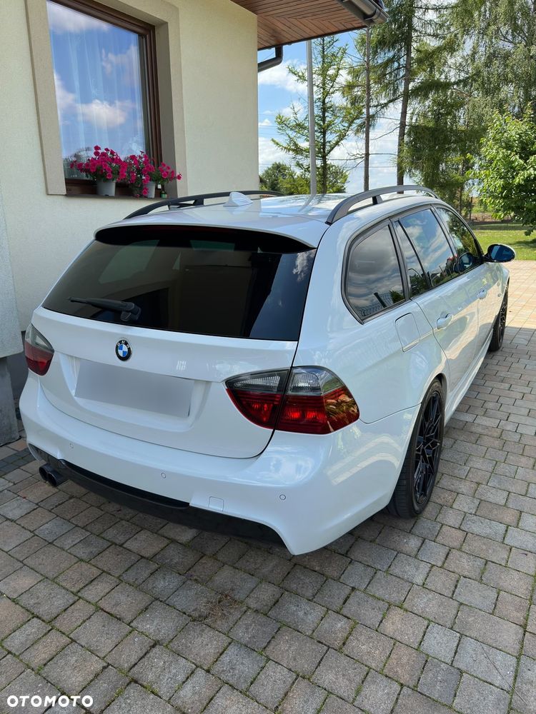 BMW Seria 3 325i - 5
