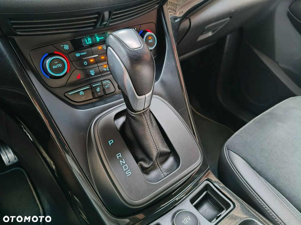 Ford Kuga 2.0 TDCi AWD ST-Line - 36