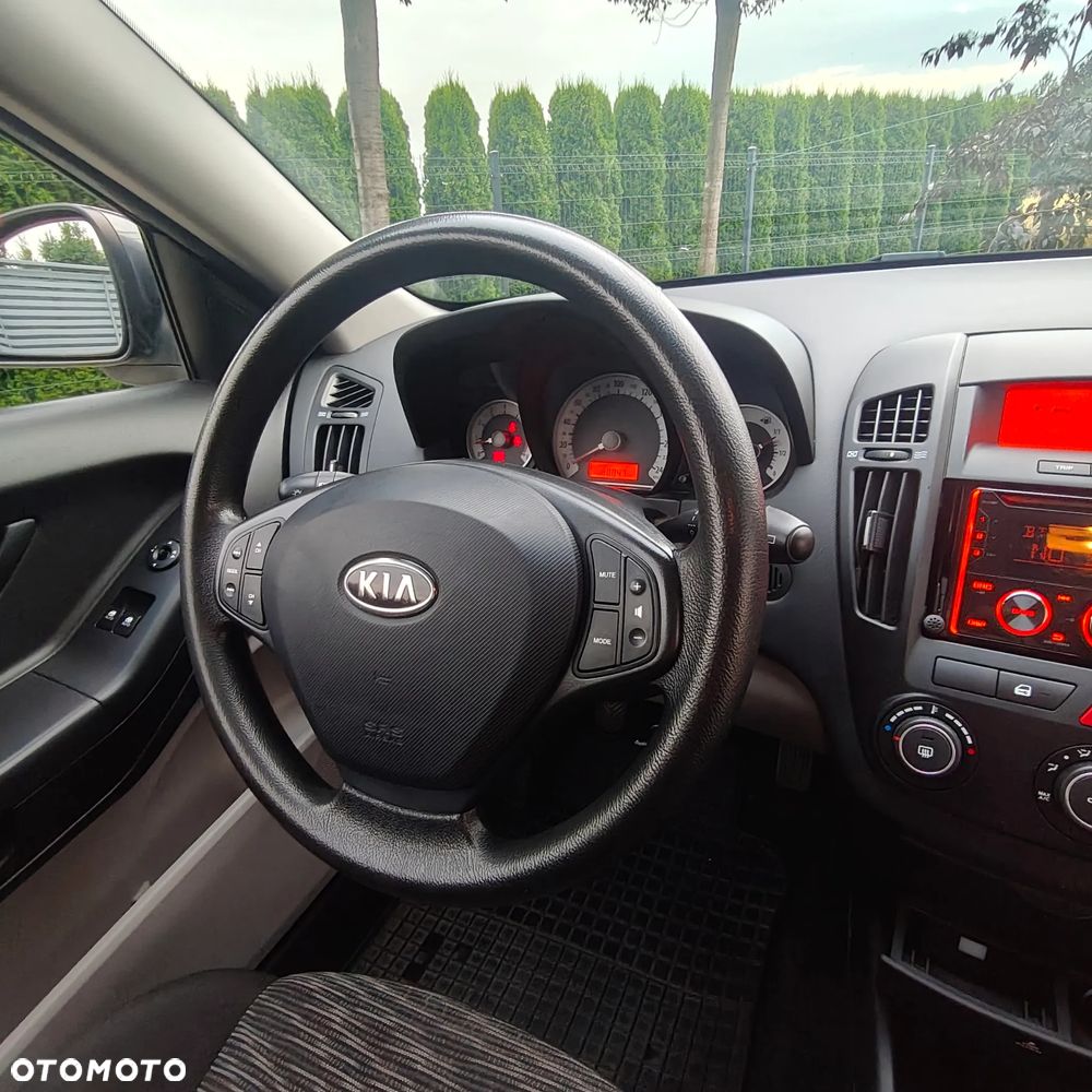 Kia ProCeed 1.4 Comfort - 11