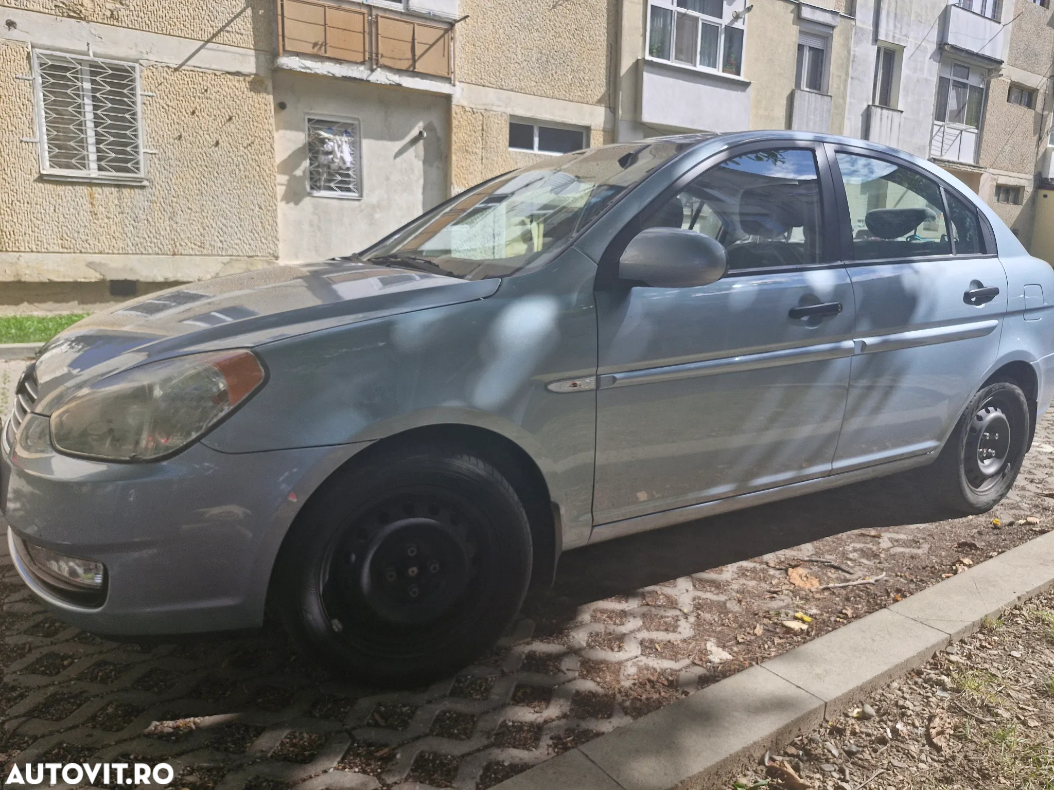 Hyundai Accent MC 1.4 DOHC 4DR GL PREMIUM - 9