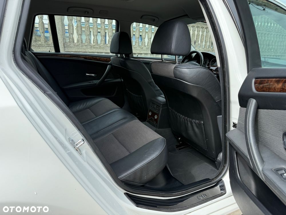 BMW Seria 5 530d - 30