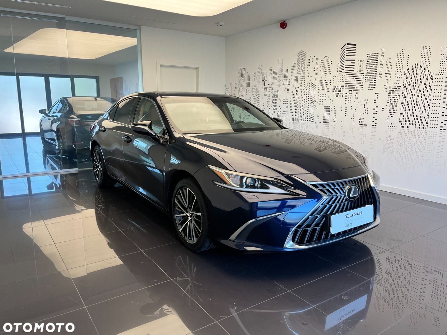 Lexus ES - 7