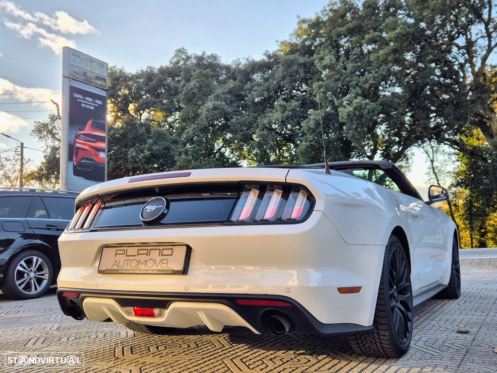 Ford Mustang Cabrio 2.3 Eco Boost - 14