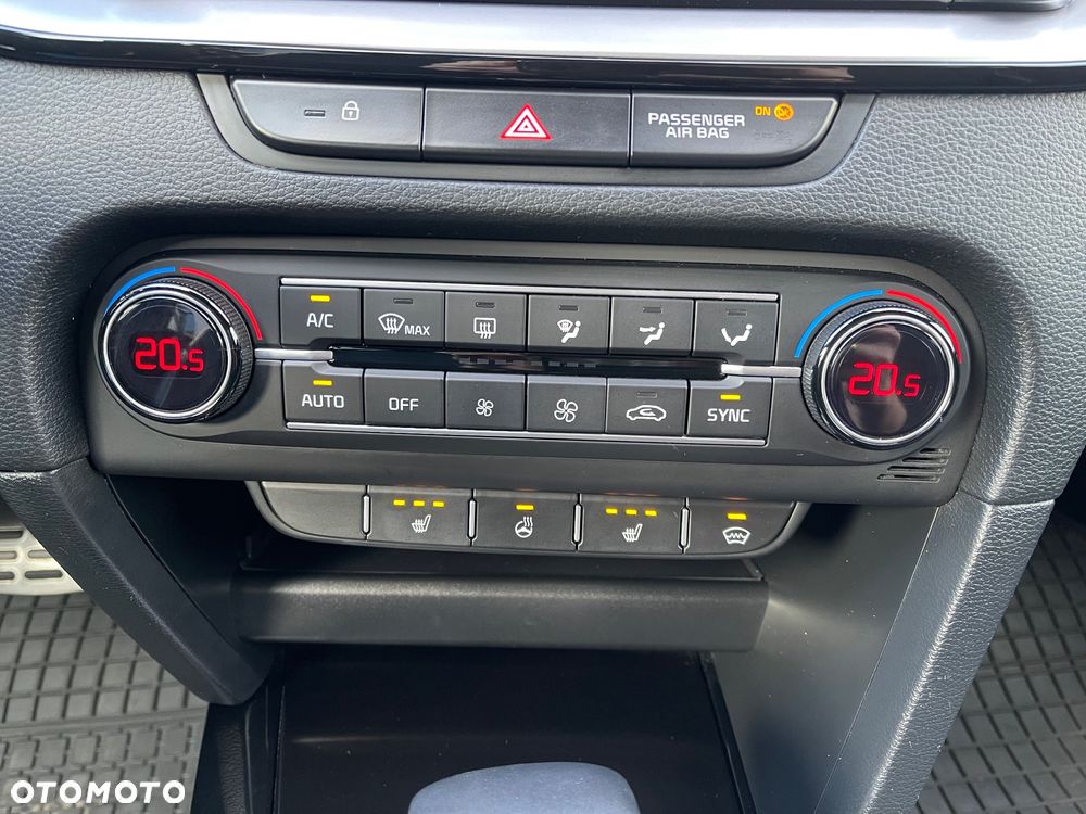 Kia Ceed 1.5 T-GDI L Business Line DCT - 19