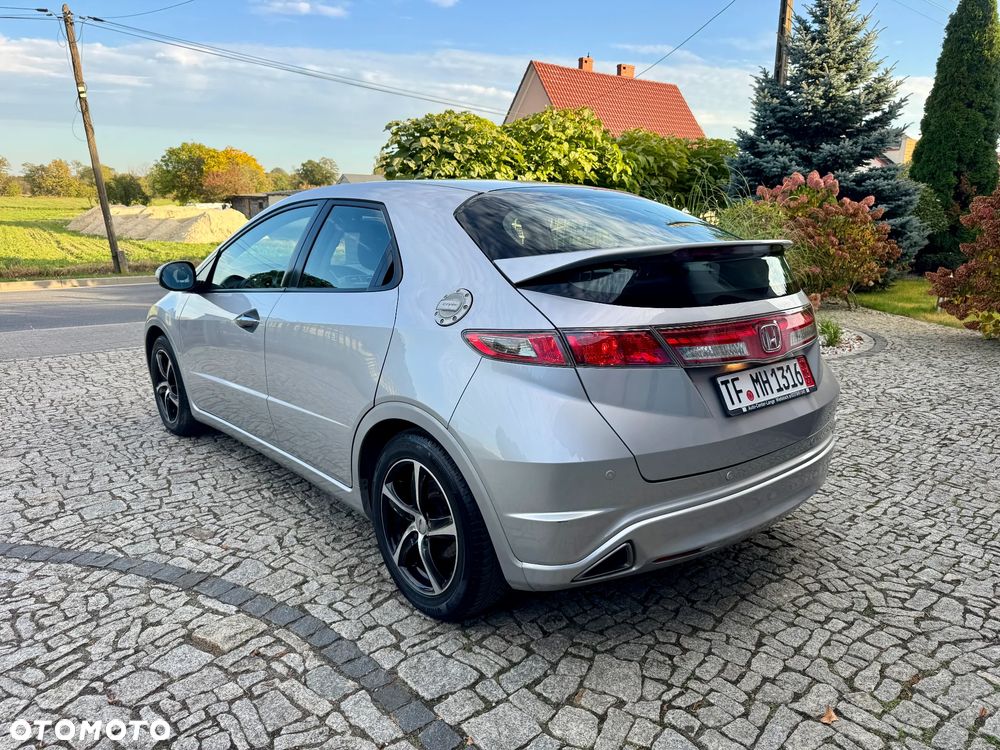Honda Civic 1.4 i-VTEC Sport - 7