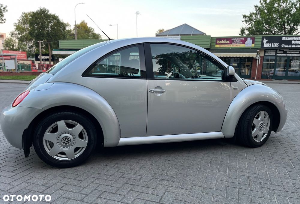 Volkswagen New Beetle 2.0 - 6