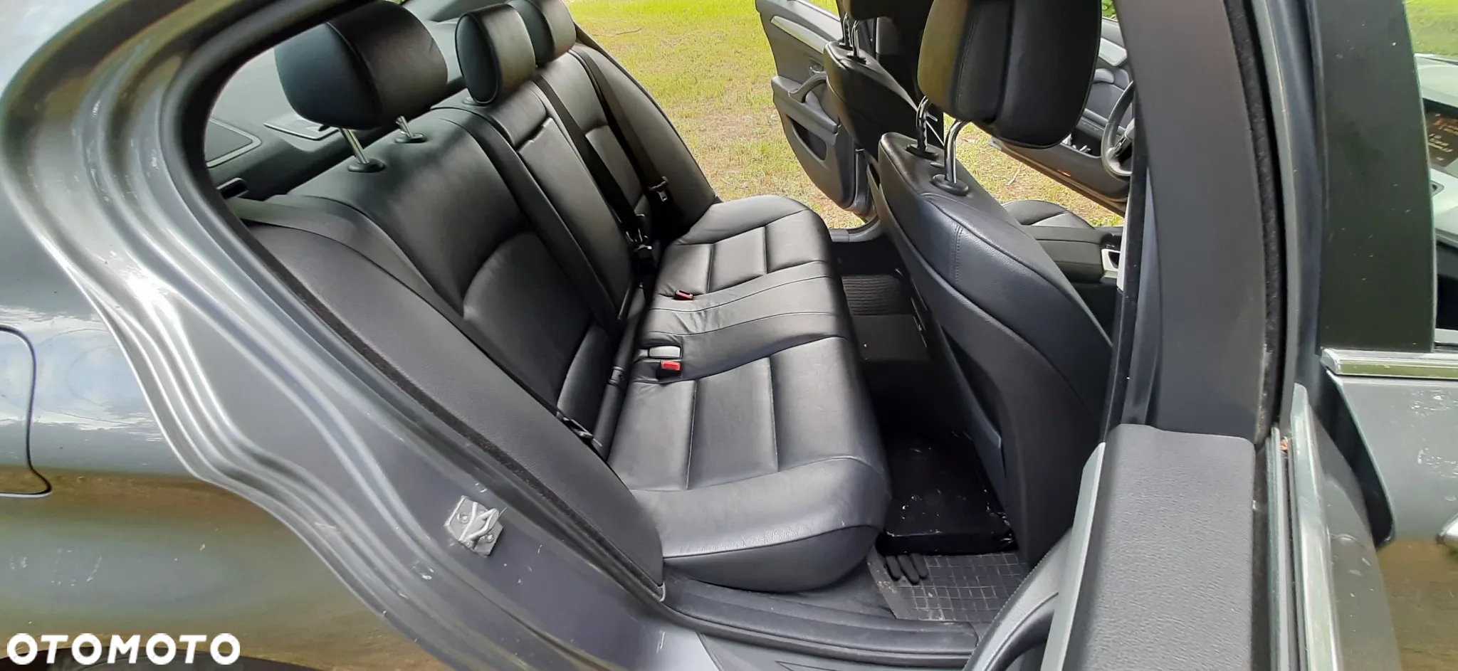 BMW Seria 5 520d - 14