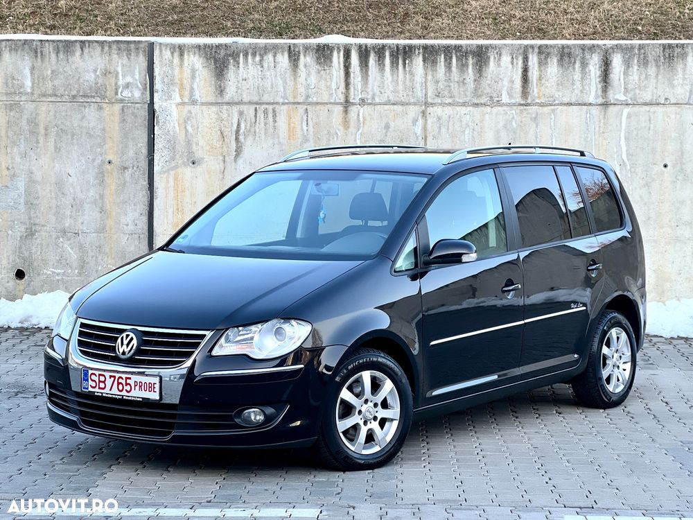 Volkswagen Touran 1.4 TSI Highline - 1