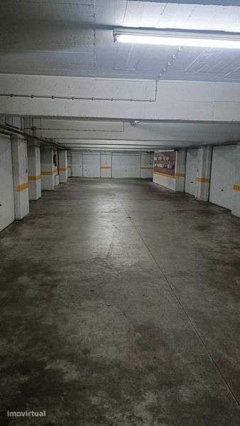 Box Agualva-Cacem 16,5 mt2 - Grande imagem: 4/6