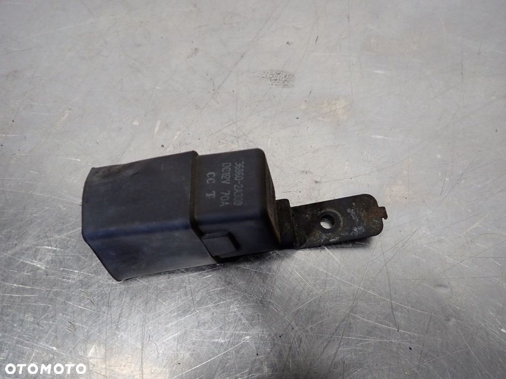 PRZEKAŹNIK ŚWIEC ŻAROWYCH KIA CEED - 1