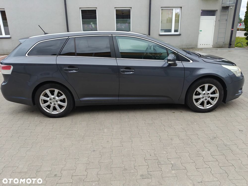 Toyota Avensis 1.8 Sol plus - 5