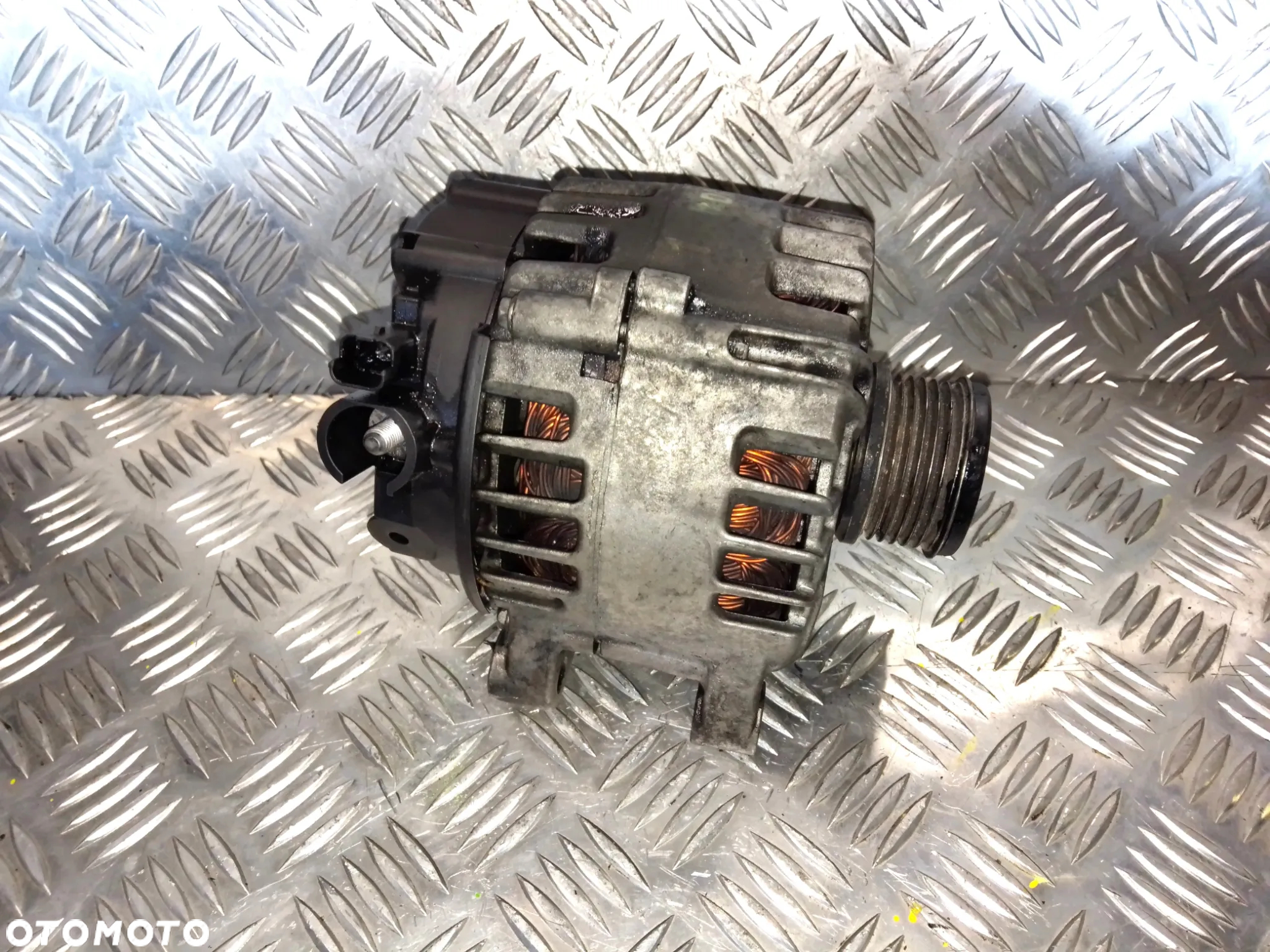 Alternator Valeo PEUGEOT Citroen 1.6 HDI 9665617780 - 2