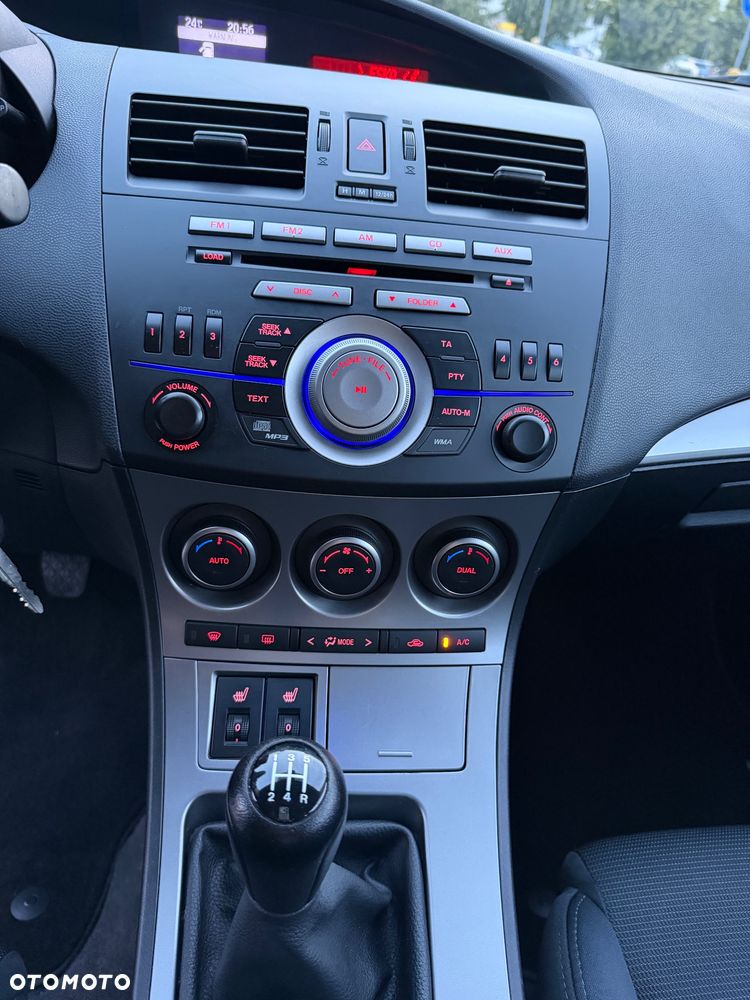 Mazda 3 1.6 Sport Active - 12