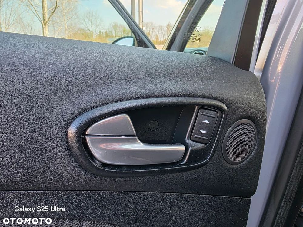 Ford S-Max 2.0 TDCi DPF Titanium - 34