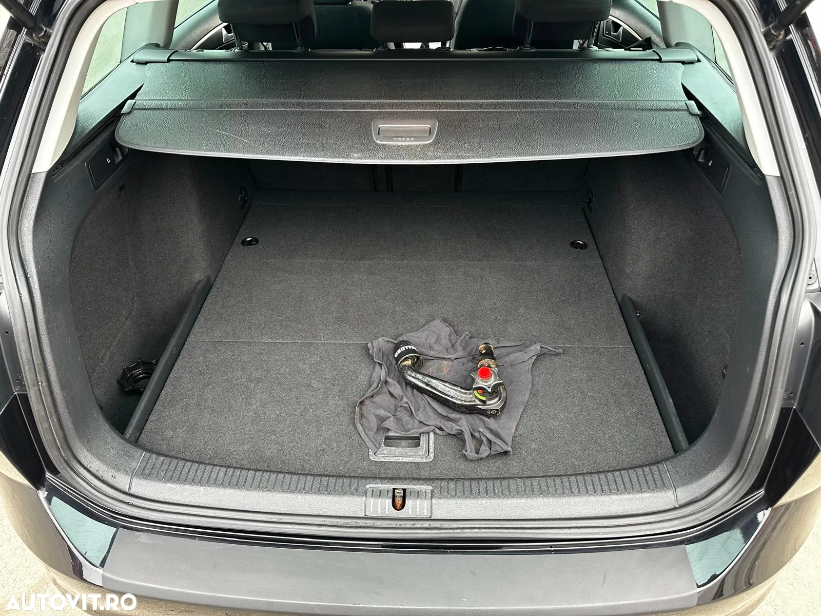 Volkswagen Golf 2.0 BlueTDI Highline - 9