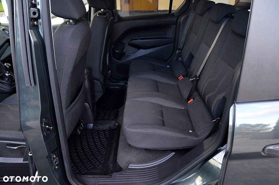 Ford Tourneo Connect 1.5 TDCi Start-Stop Titanium - 22