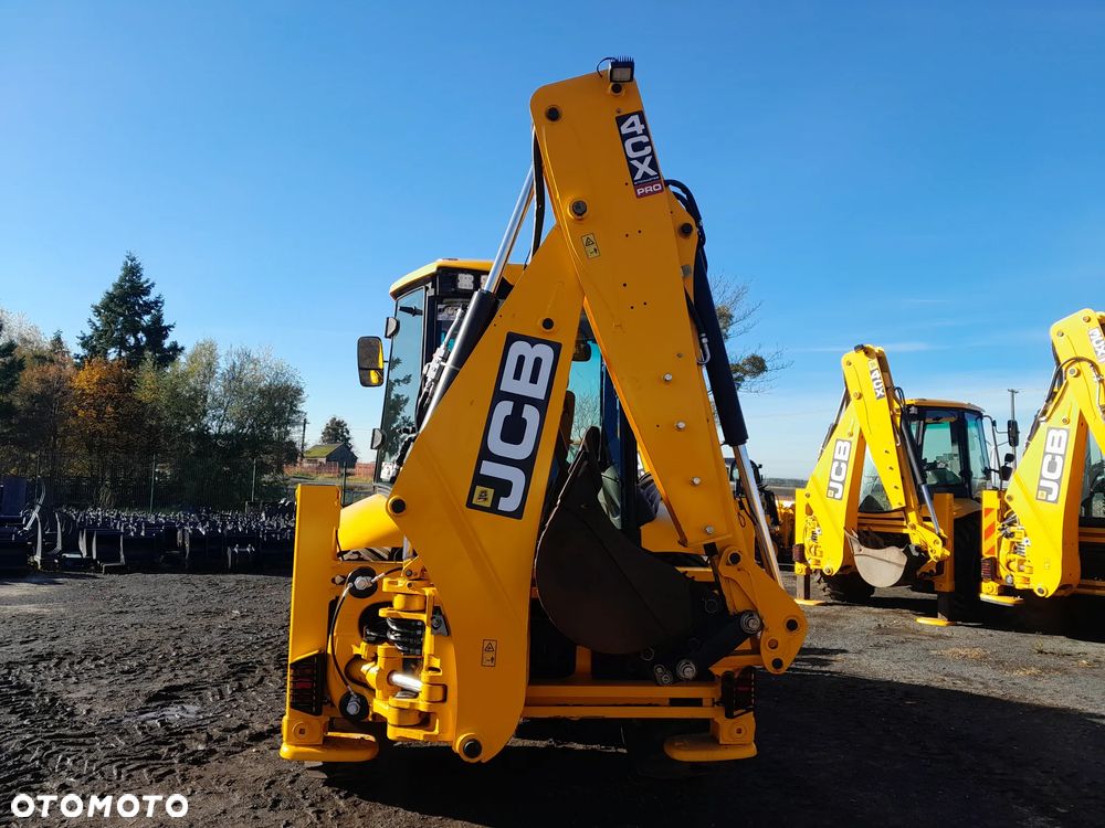 JCB JCB 4CX AEC  2022r - 8