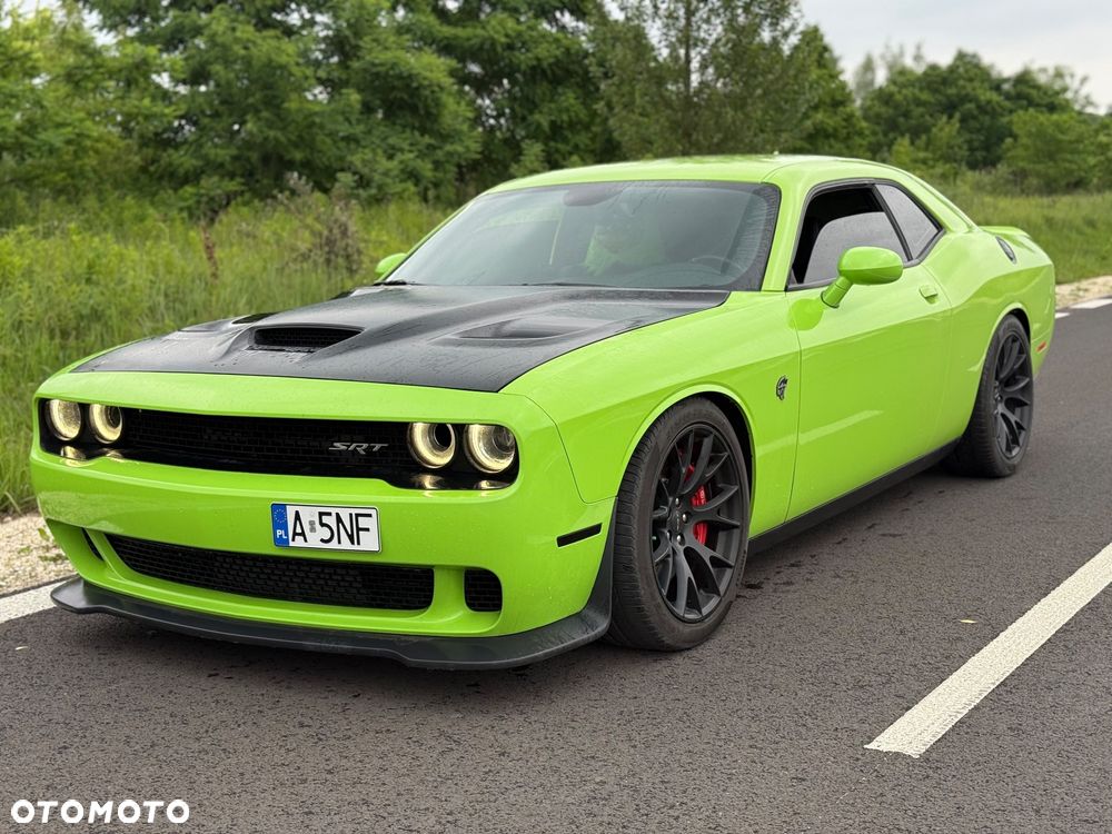 Dodge Challenger - 3