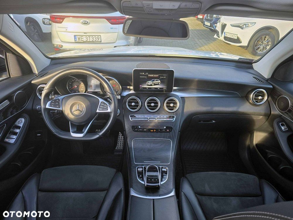 Mercedes-Benz GLC - 27