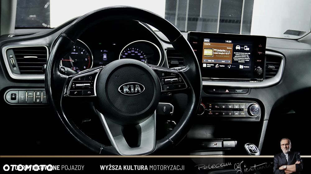 Kia Ceed 1.6 CRDi SCR M - 15