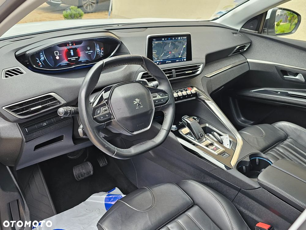 Peugeot 5008 - 23