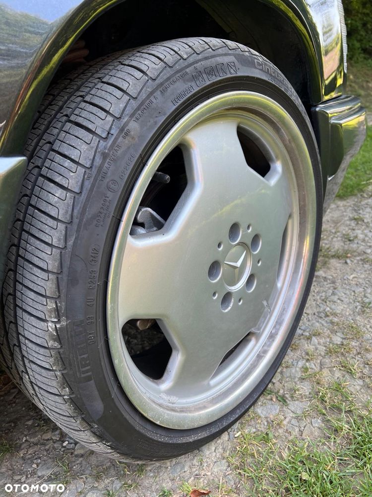 Mercedes-Benz W124 (1984-1993) - 38
