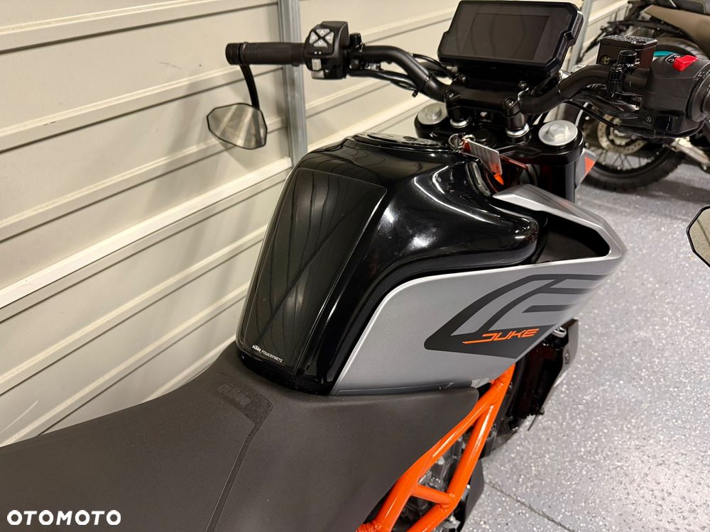 KTM Duke - 11