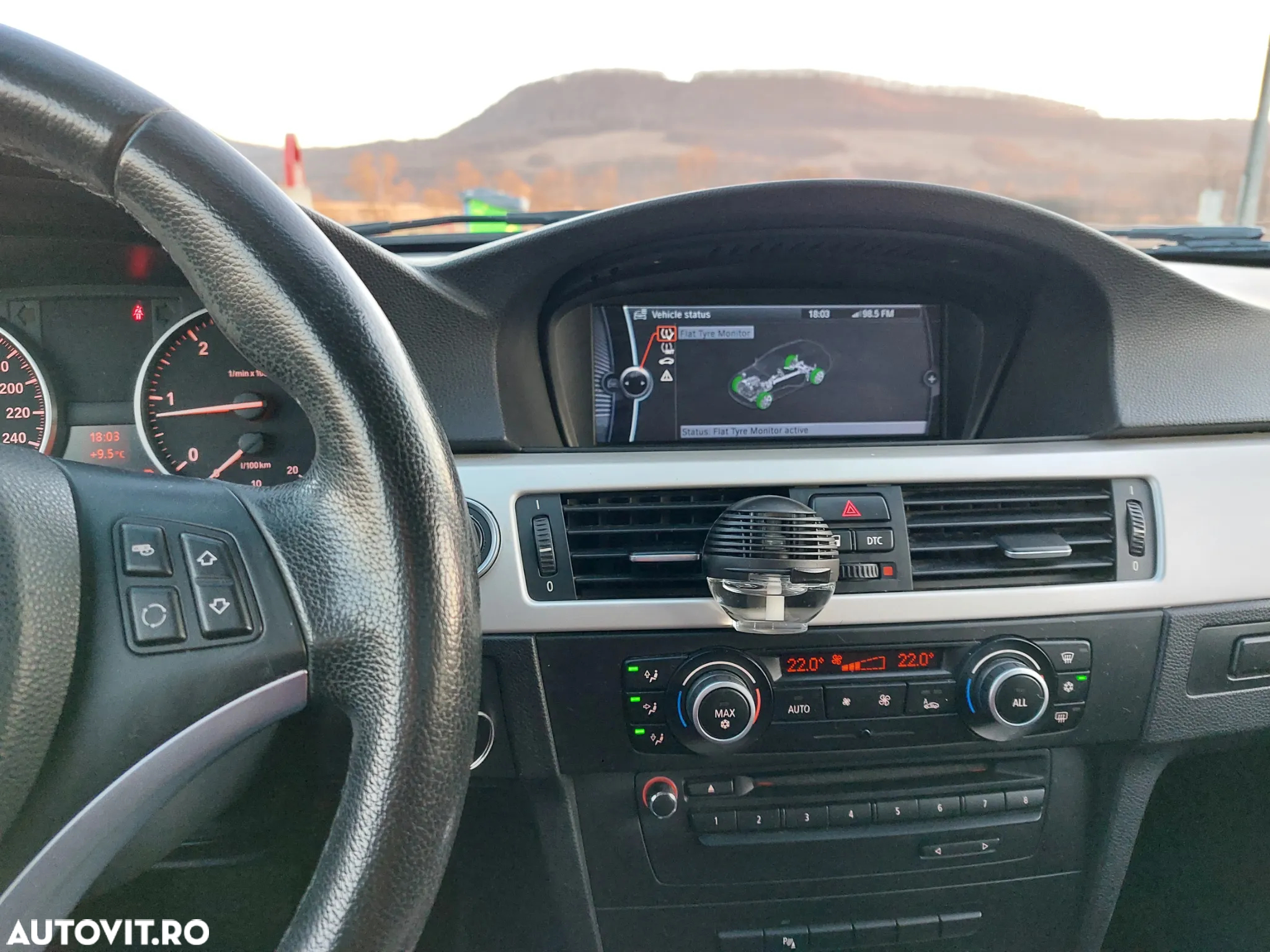 BMW Seria 3 320d DPF Touring Aut. - 14