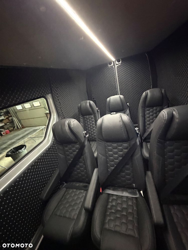 Renault Master Movano VIP zabudowa 9 osobowa - 15