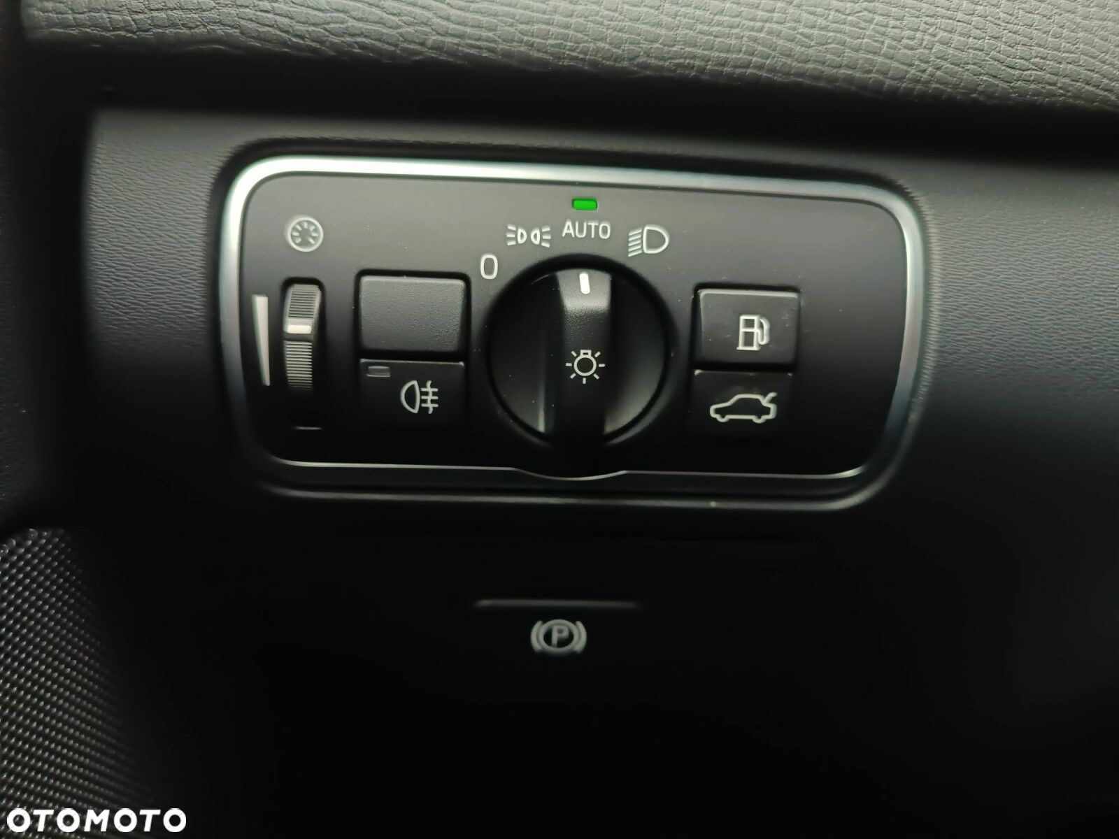 Volvo XC 60 T5 AWD Drive-E Momentum - 23